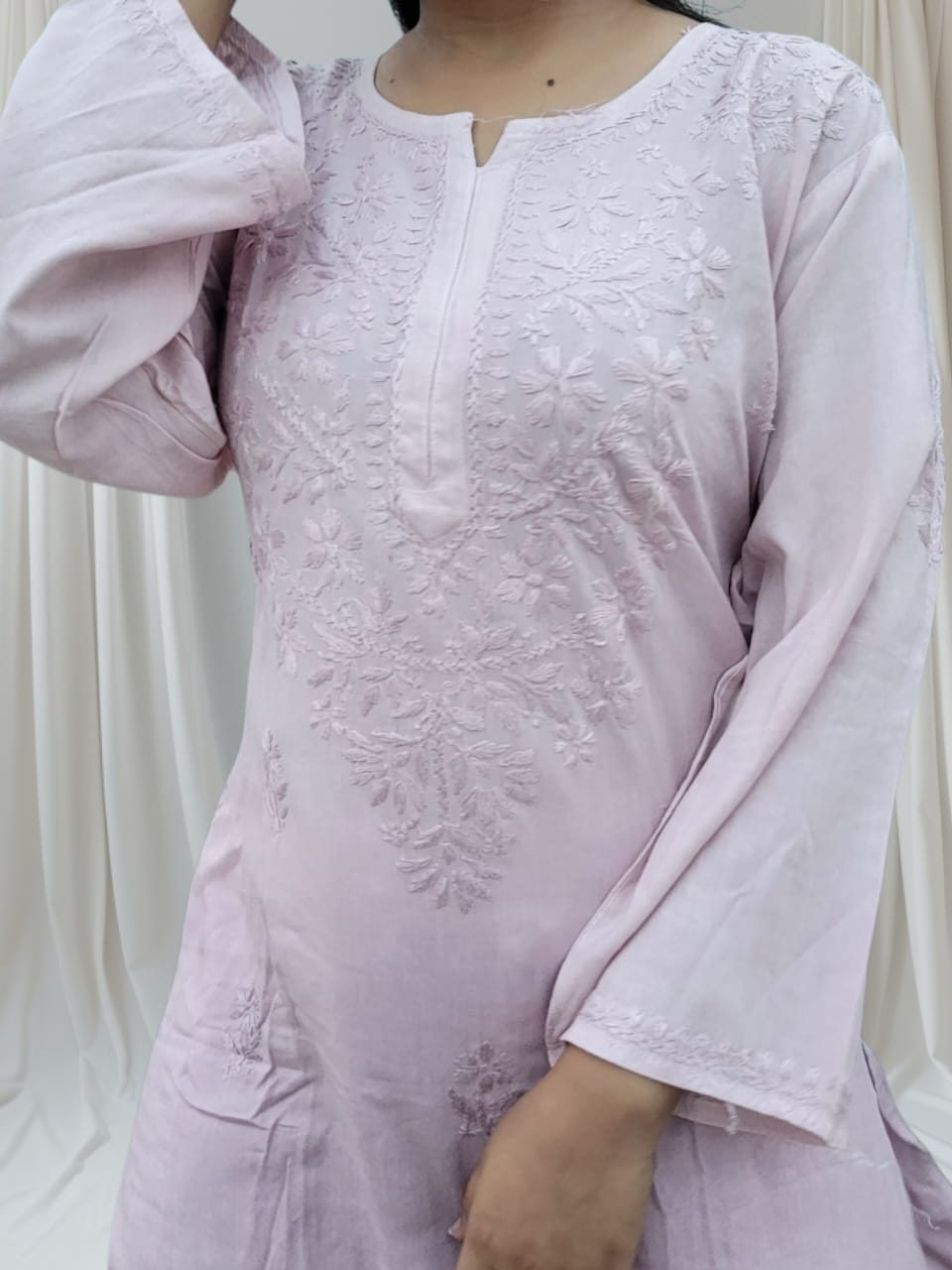 Mulmul Long Chikankari Kurta White Peach