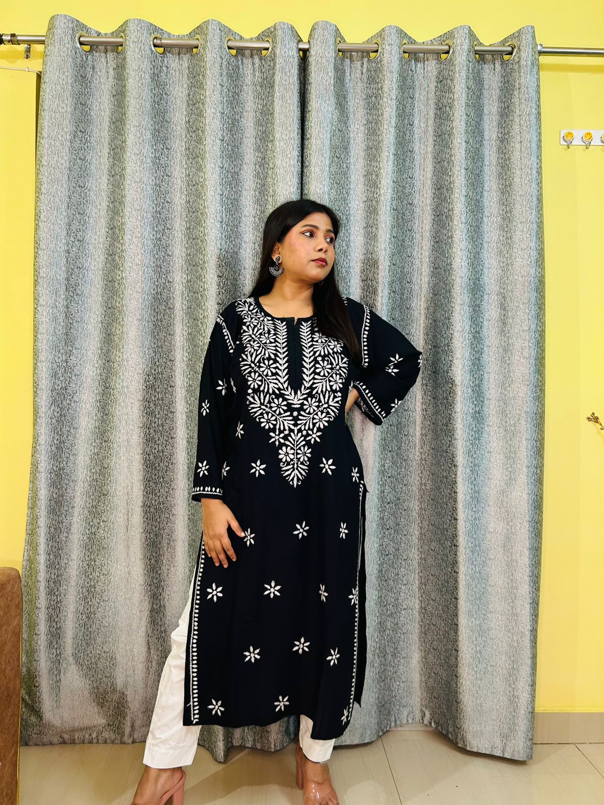 Chikankari Long Mulmul Kurta Black