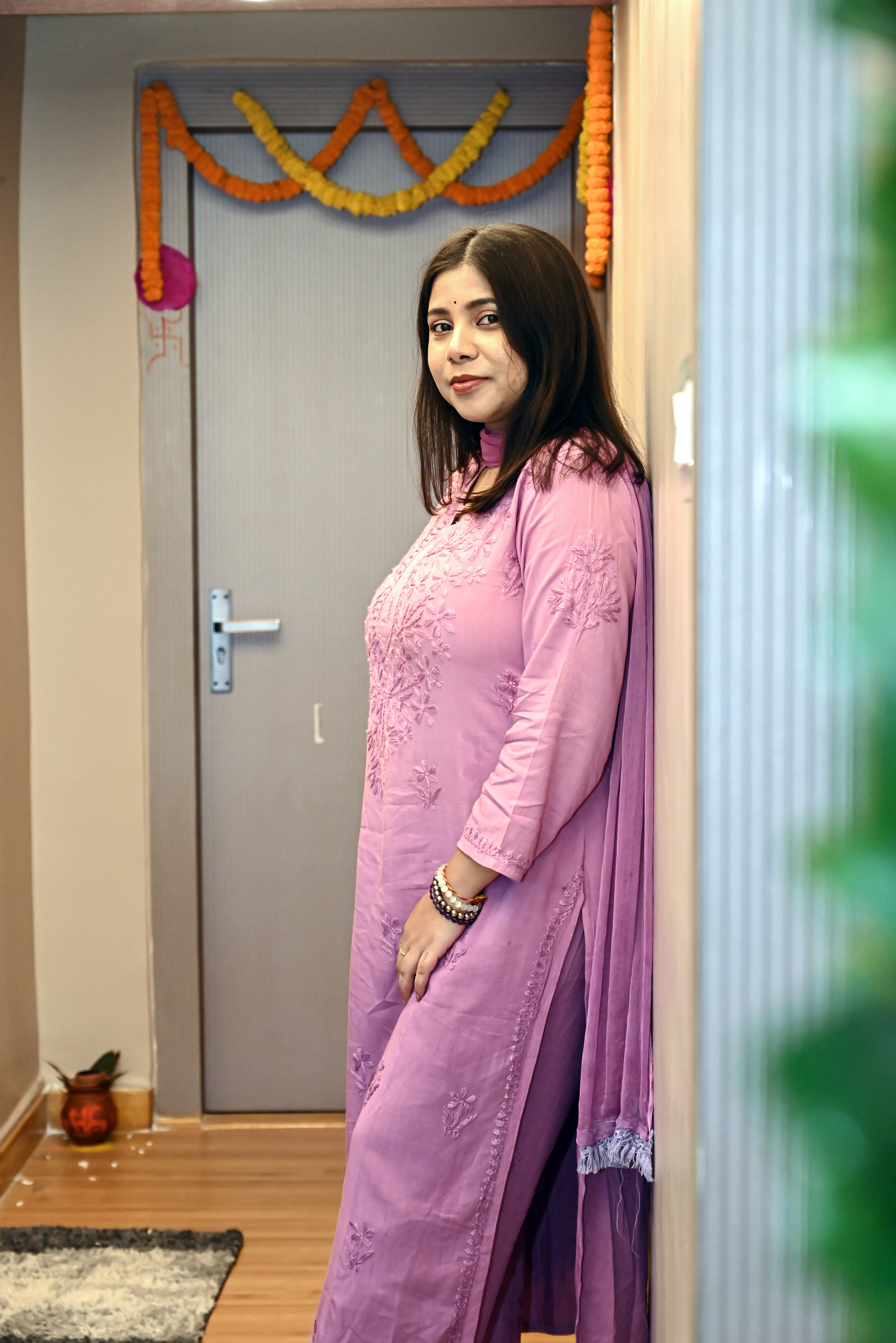 Varstraa Chikankari Long Kurta Set with Dupatta Soft Rayon Kurta Pink