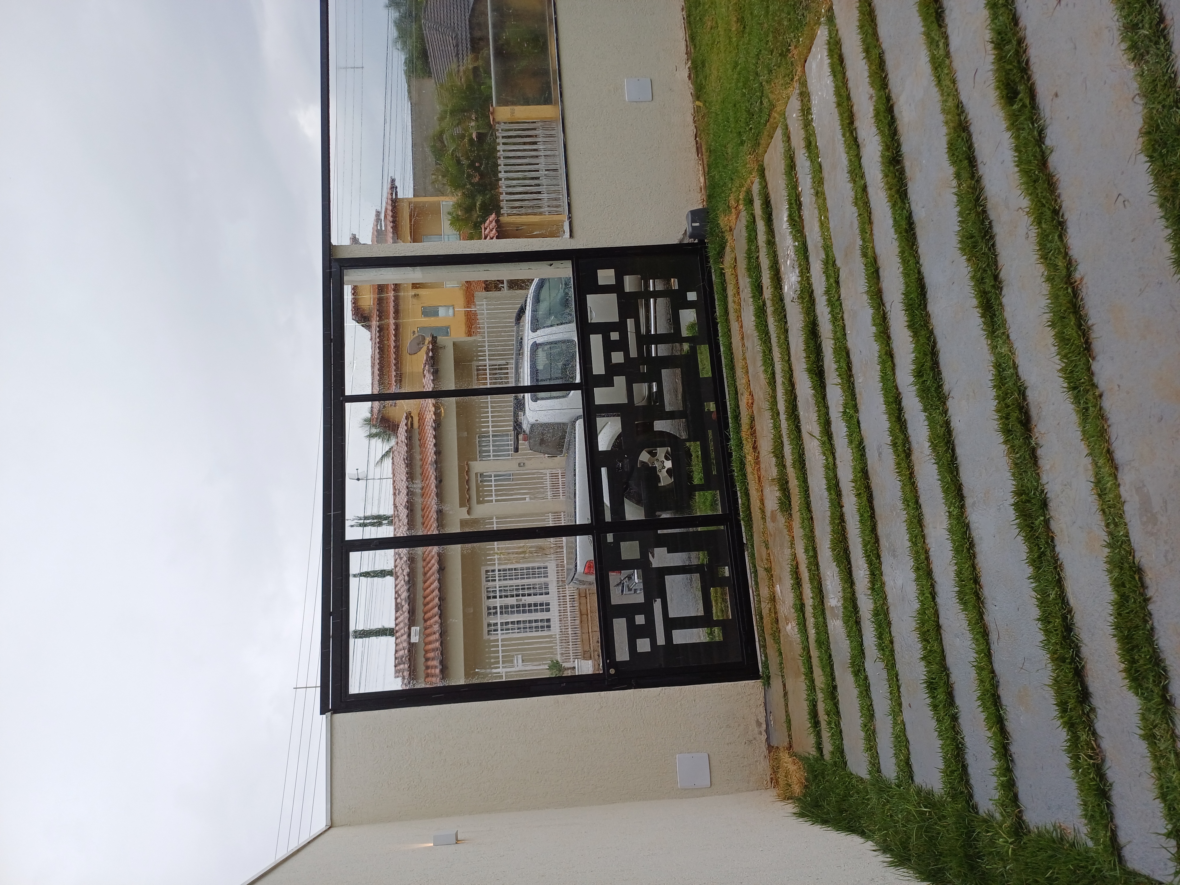 Casa no condomínio Granville R$ 1.600.000