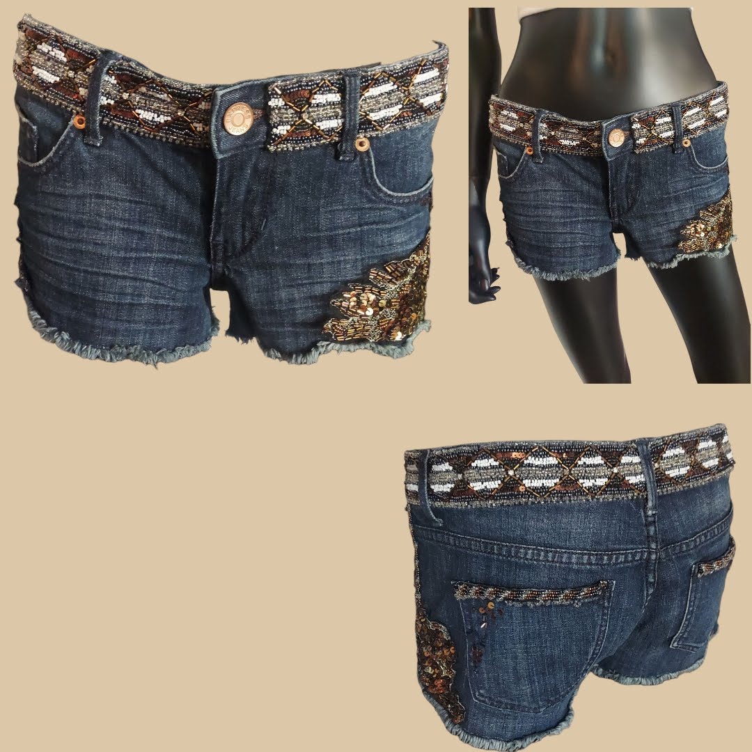 Express Embessled Jean Short