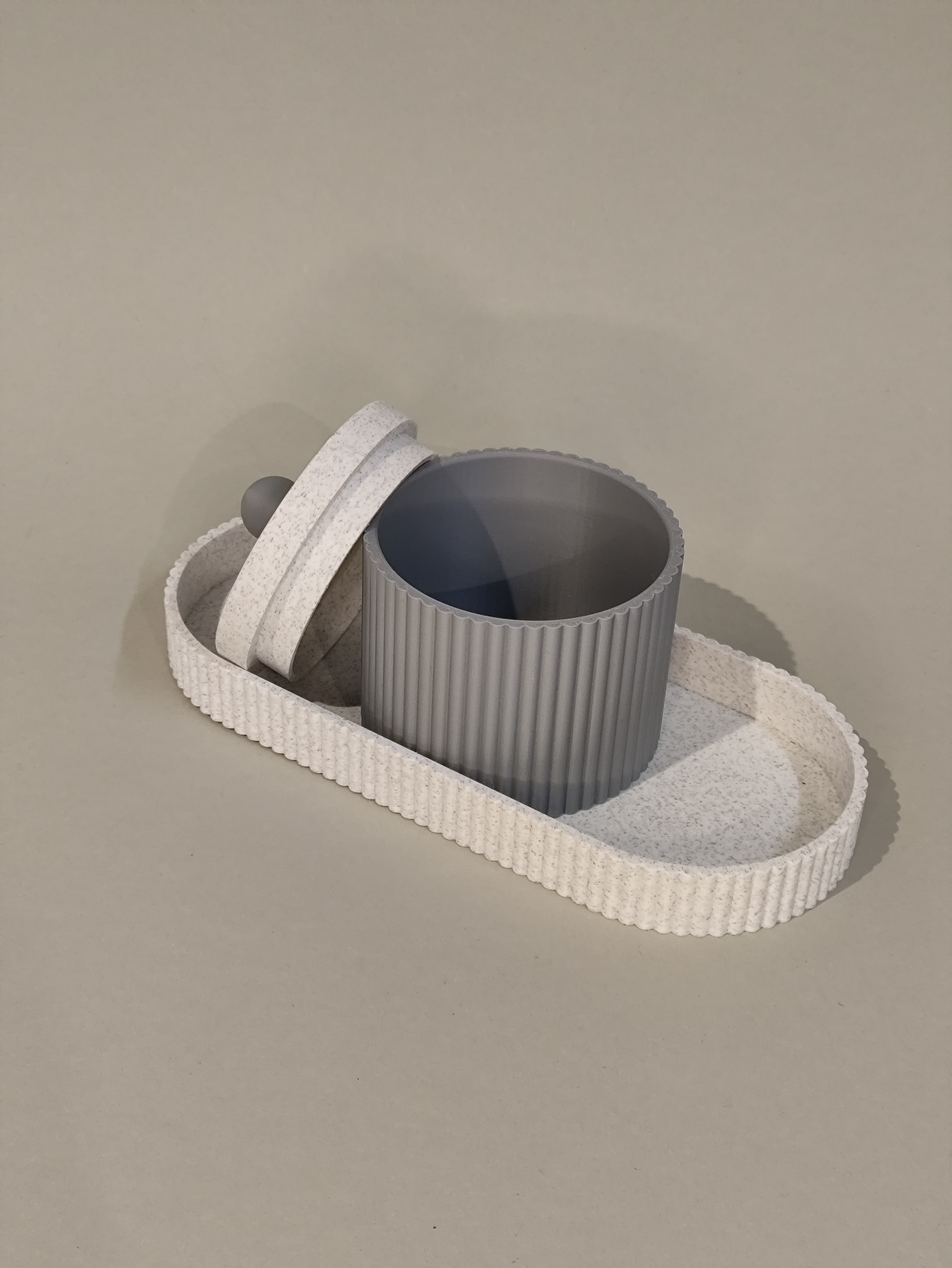 Minimalistiniai indeliai