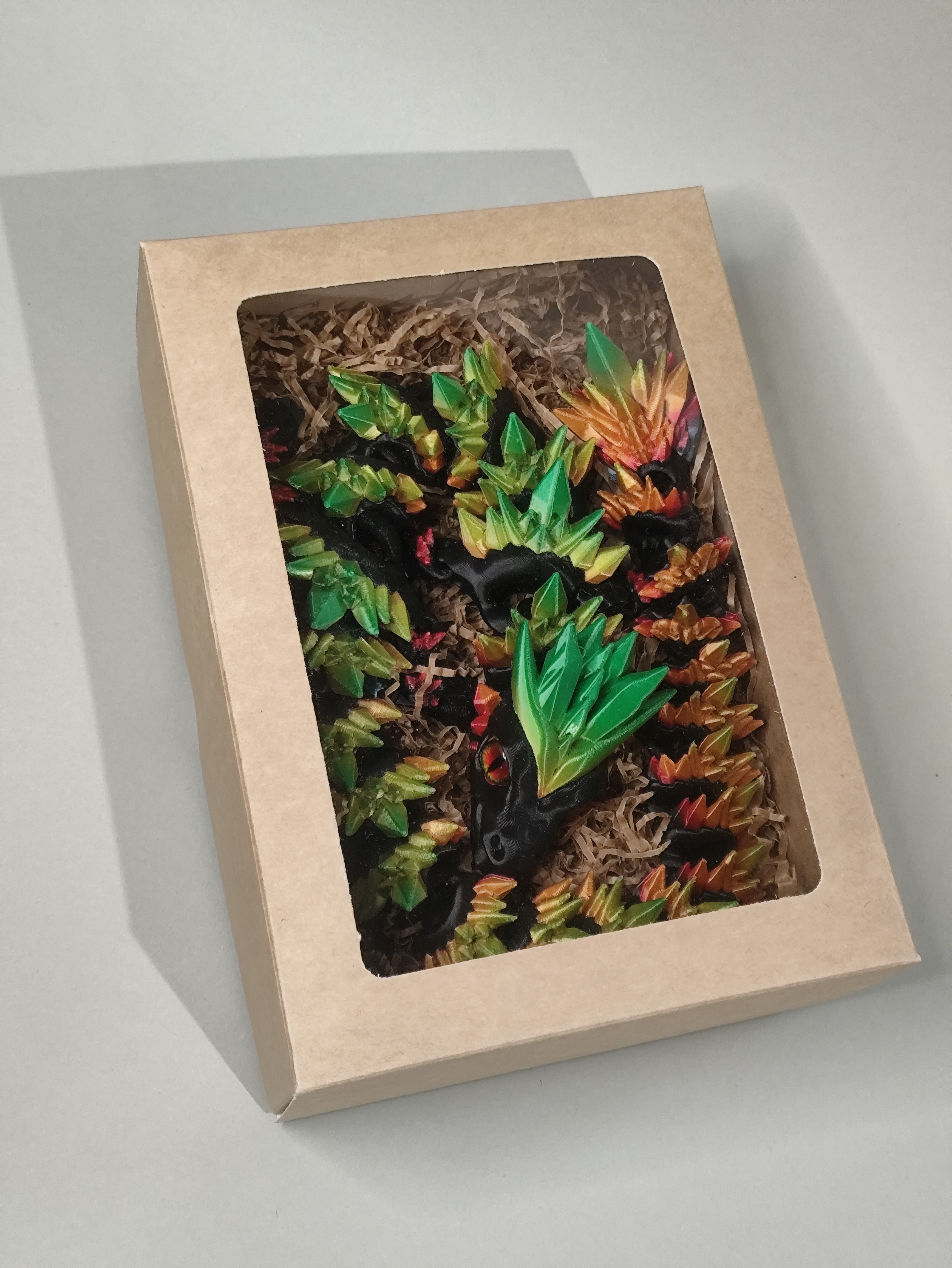 Drakonas dovanų dėžutėje