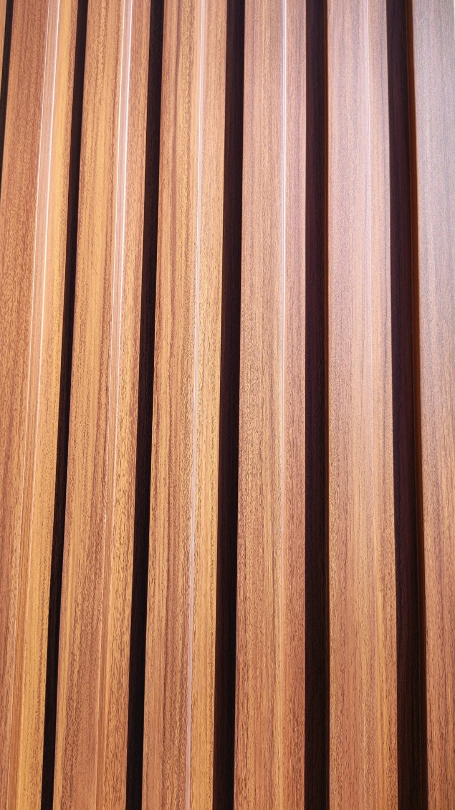 Panel WPC 4 Ranuras - Modelo Marquet