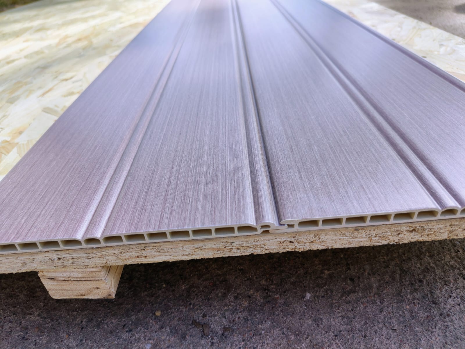 Panel WPC Plano - Modelo Tabano LK1017