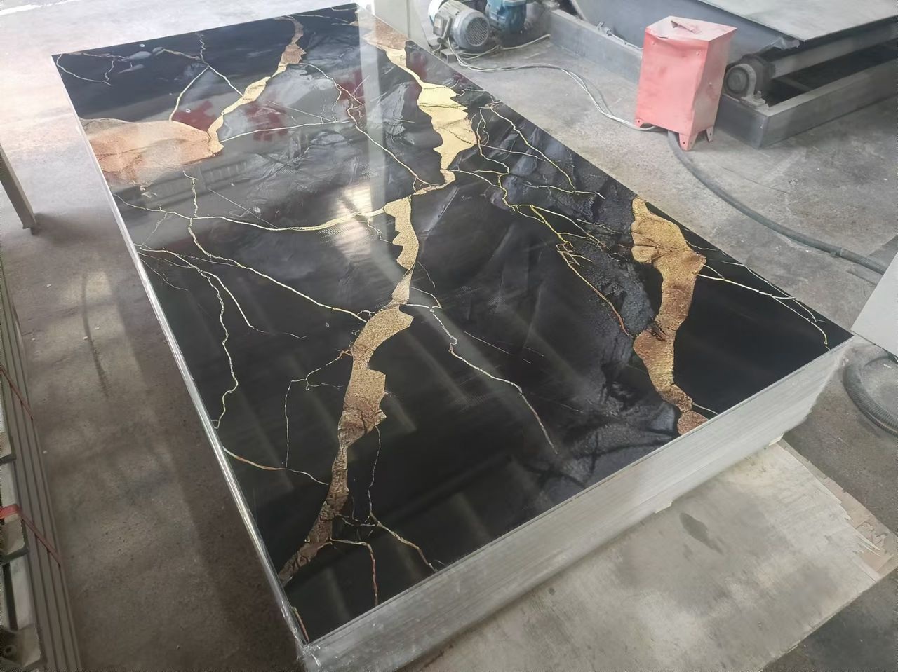 Placa Símil Mármol - Obsidiana Real DY056