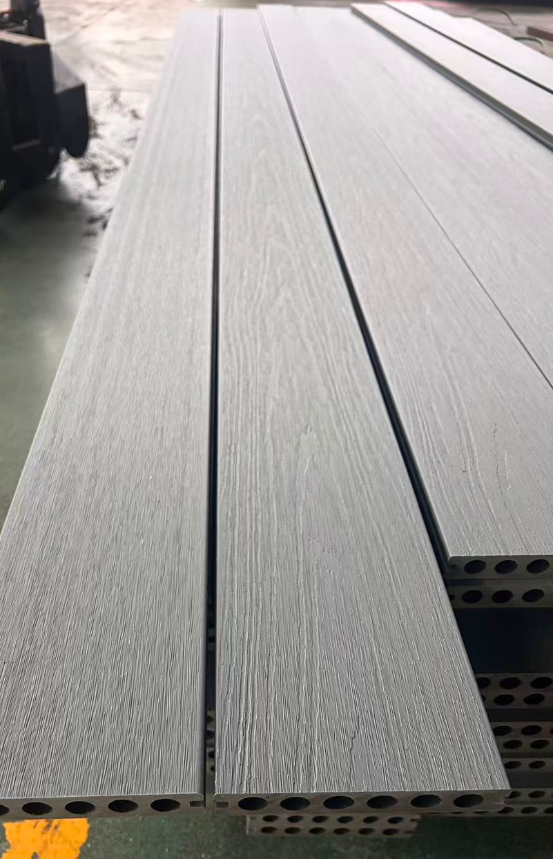 Deck WPC Exterior - Color Light Gray (2.90m x 14cm)