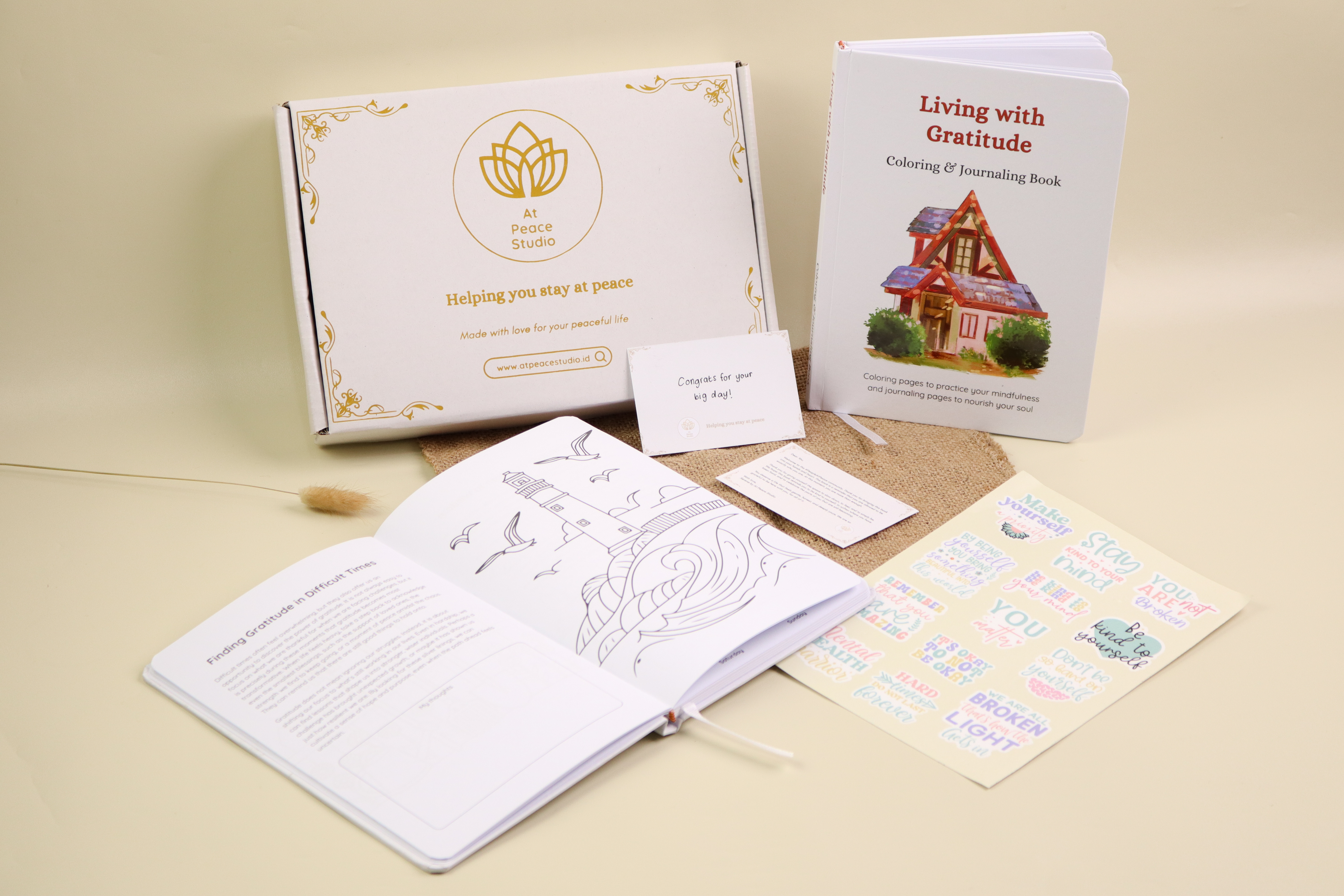 2-in-1 Coloring & Journaling Book: Living with Gratitude