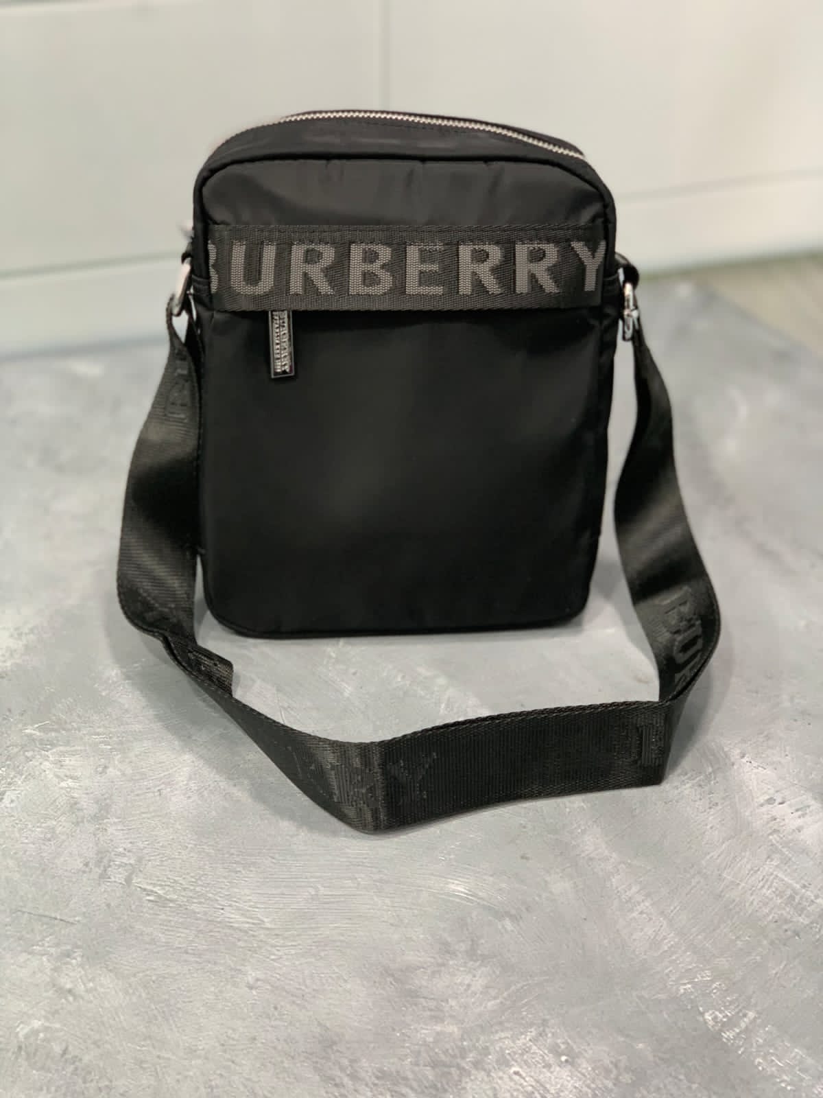 Carriel  Burberry