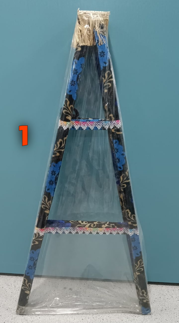 Traditional Yemeni Mashageb Bukhoor Clothes Steaming Stand Foldable Wooden Frame