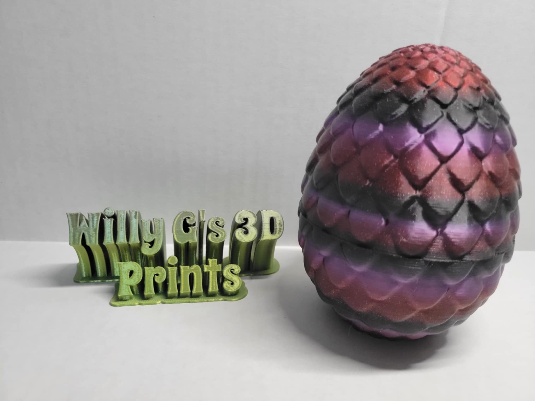 Medium 3D Printed Dragon Egg with Mystery Item