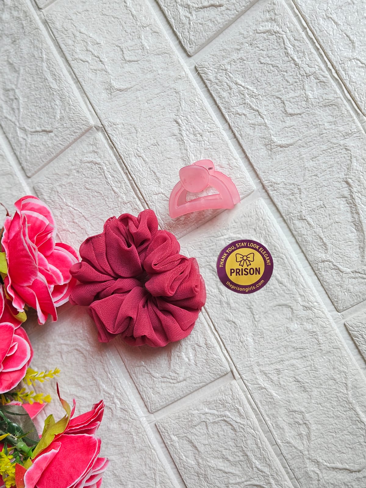 Stylish and Elegant Hair Clips and Scrunchie