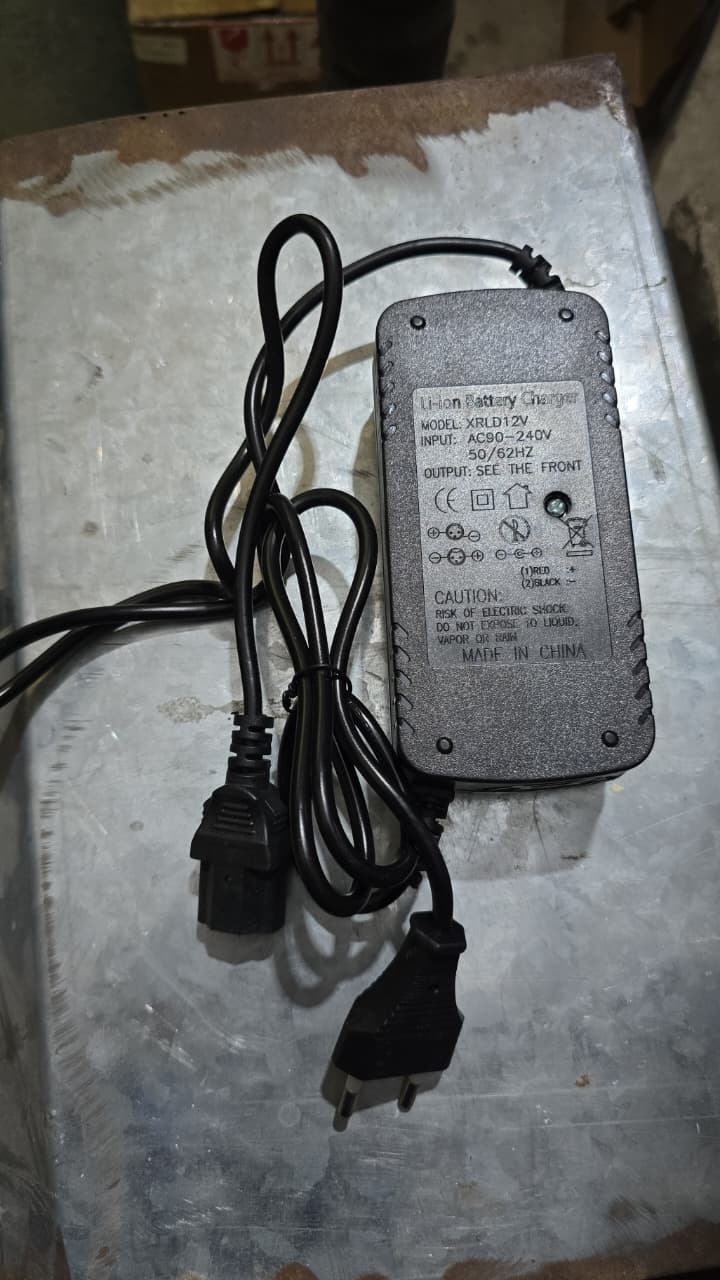 12v LiFePO4 4s 14.6v 5A battery charger in Pakistan