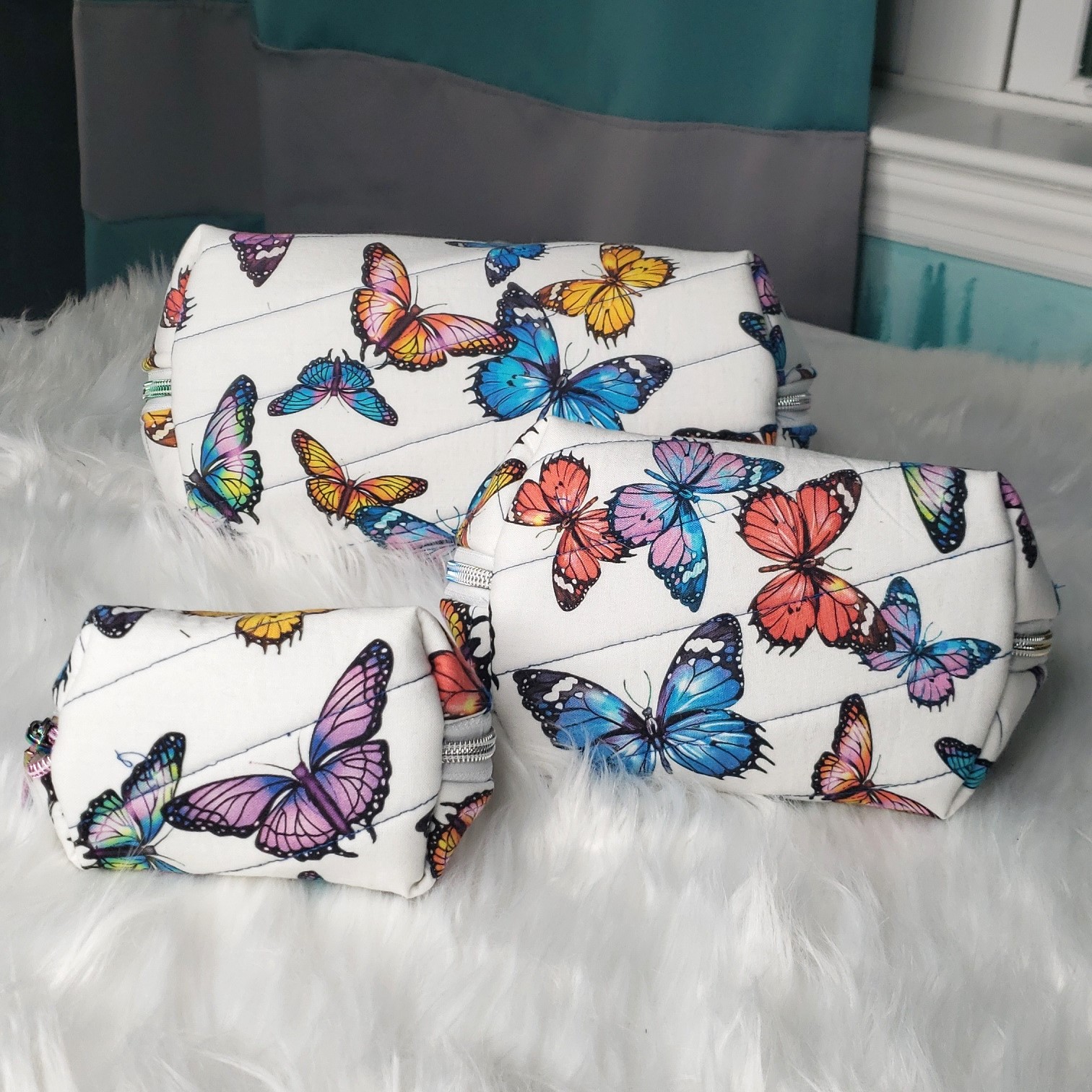 Butterfly Clam Shell Cosmetic Bags