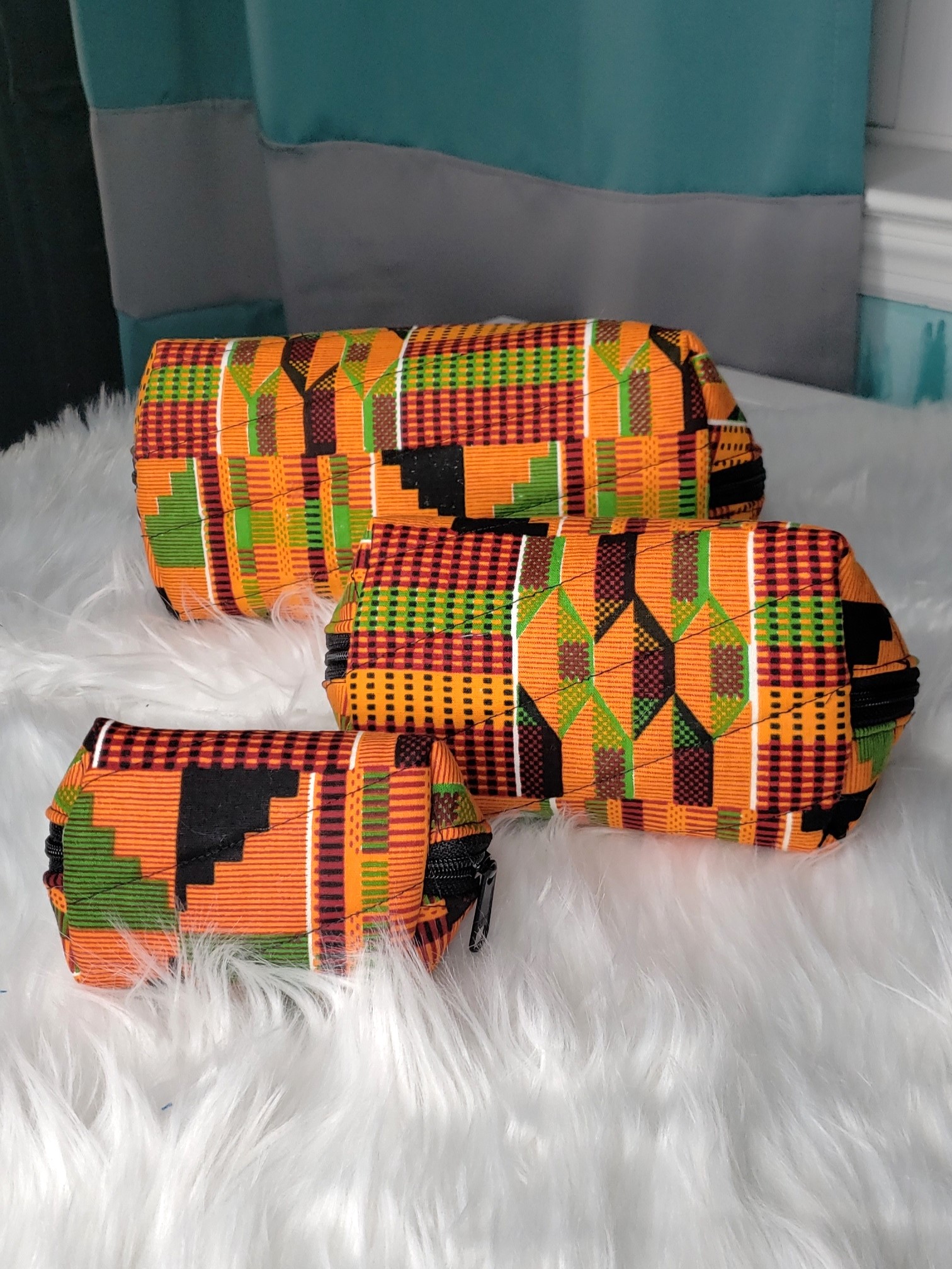 Kente Cloth African Print Clam Shell Makeup Pouches