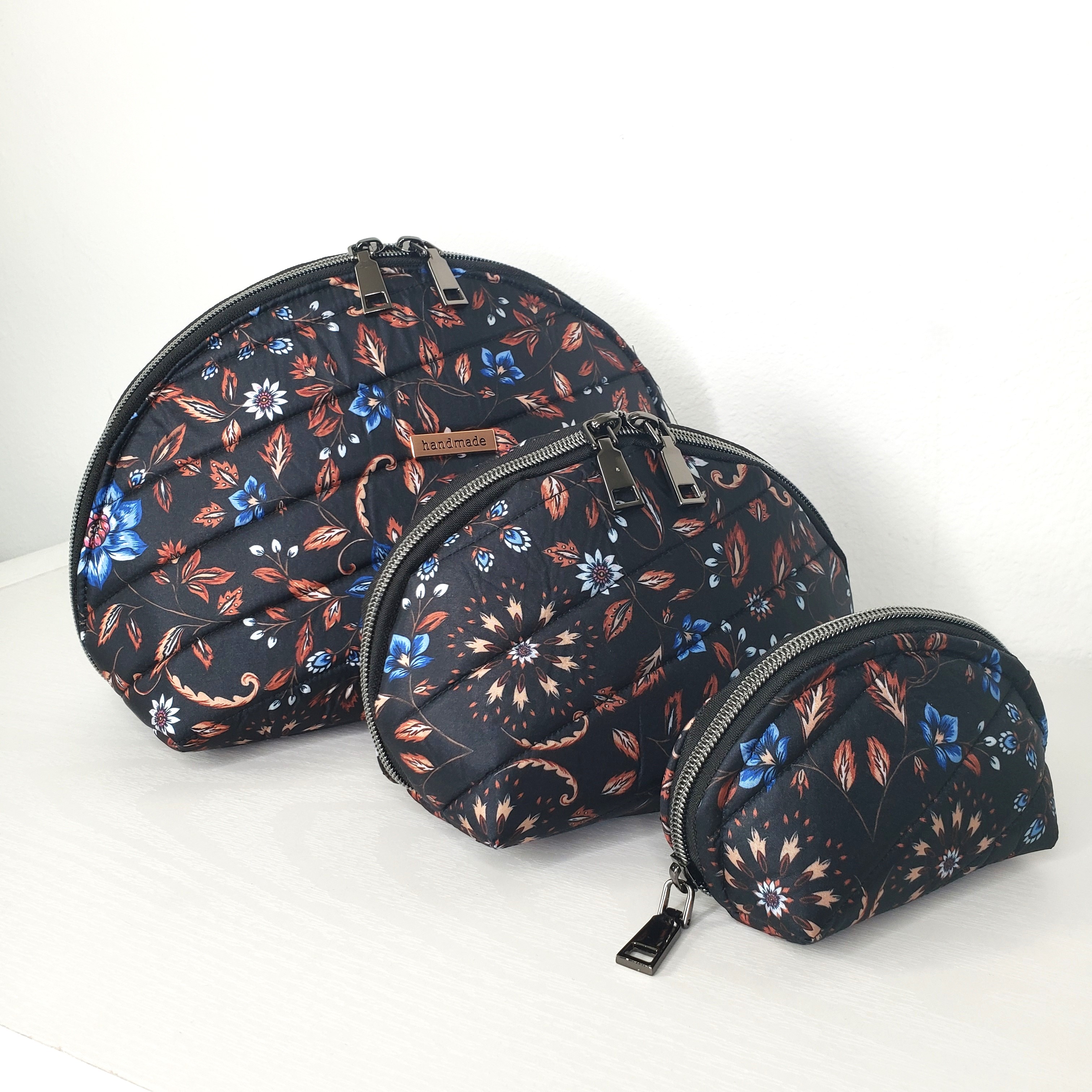 Floral Clam Shell Cosmetic Bags Set