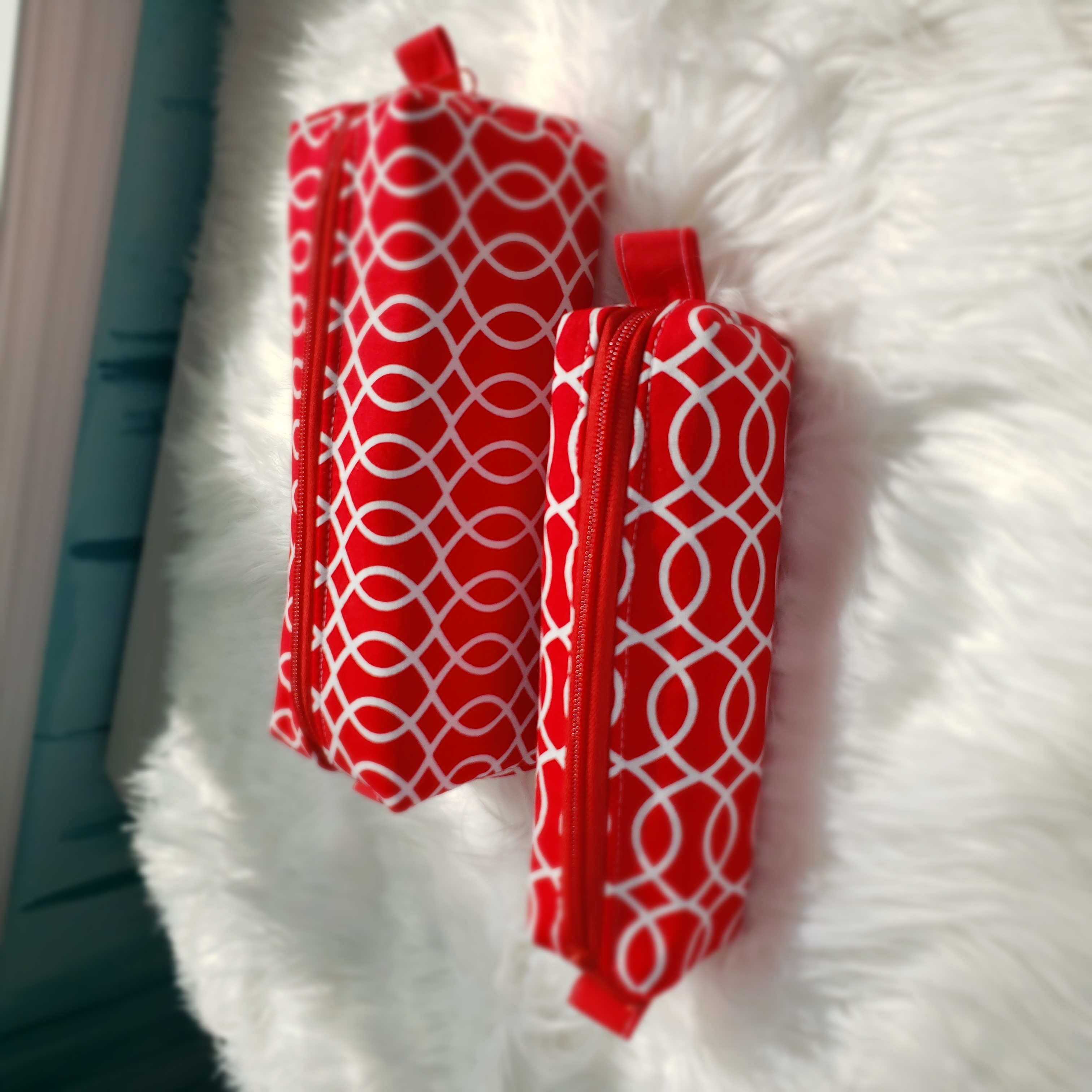 Red Geometric Pattern Makeup Accessories Cases