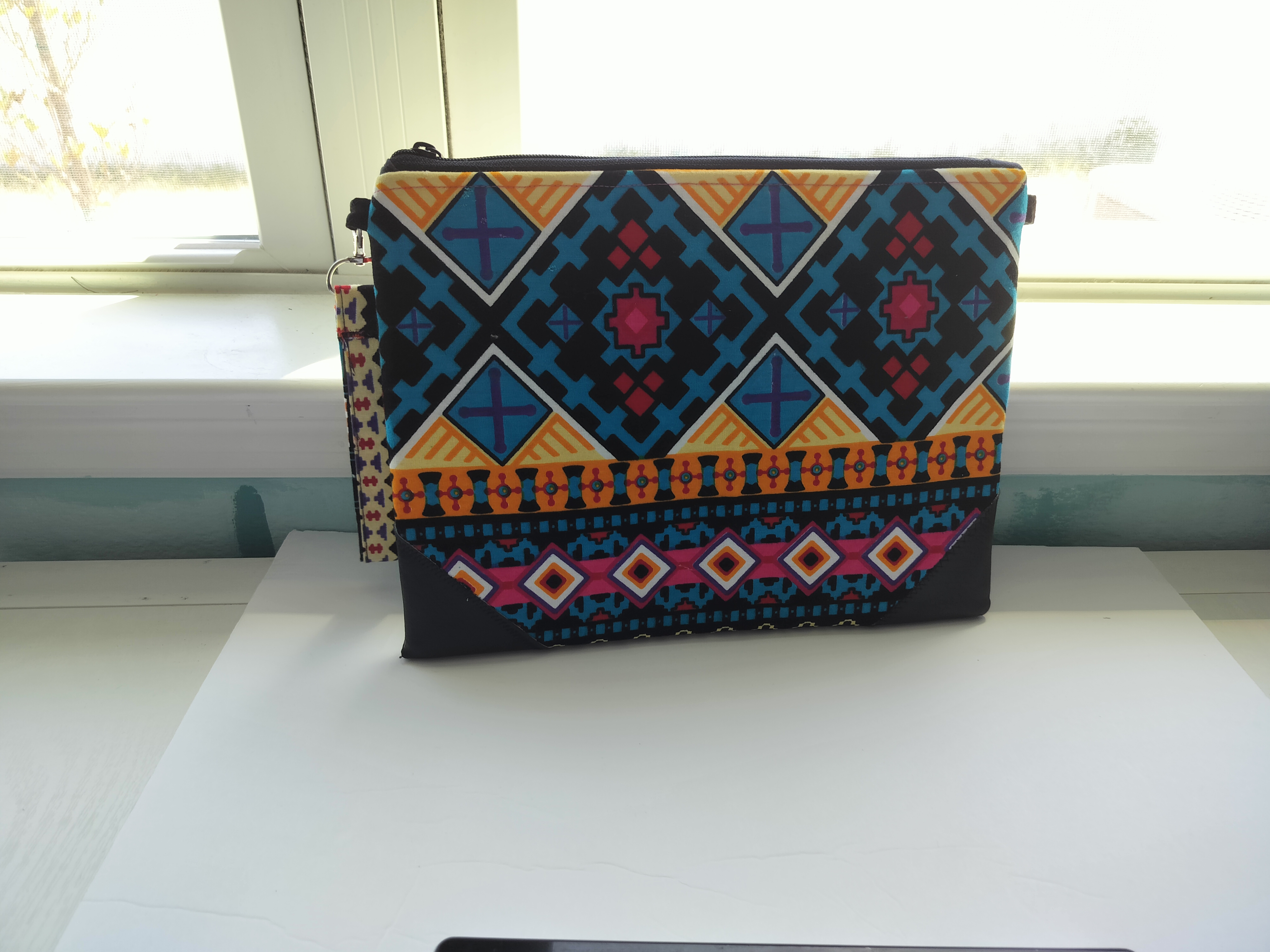 Ethnic Print Clutch Bag Tablet Cover