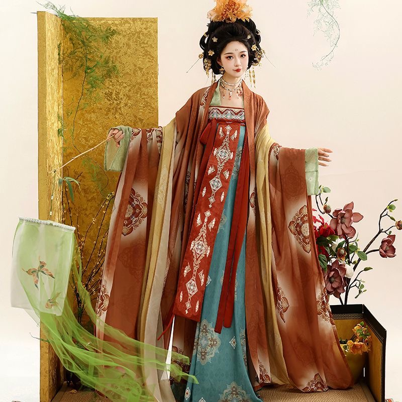 Tand Dysnasty traditional hanfu 