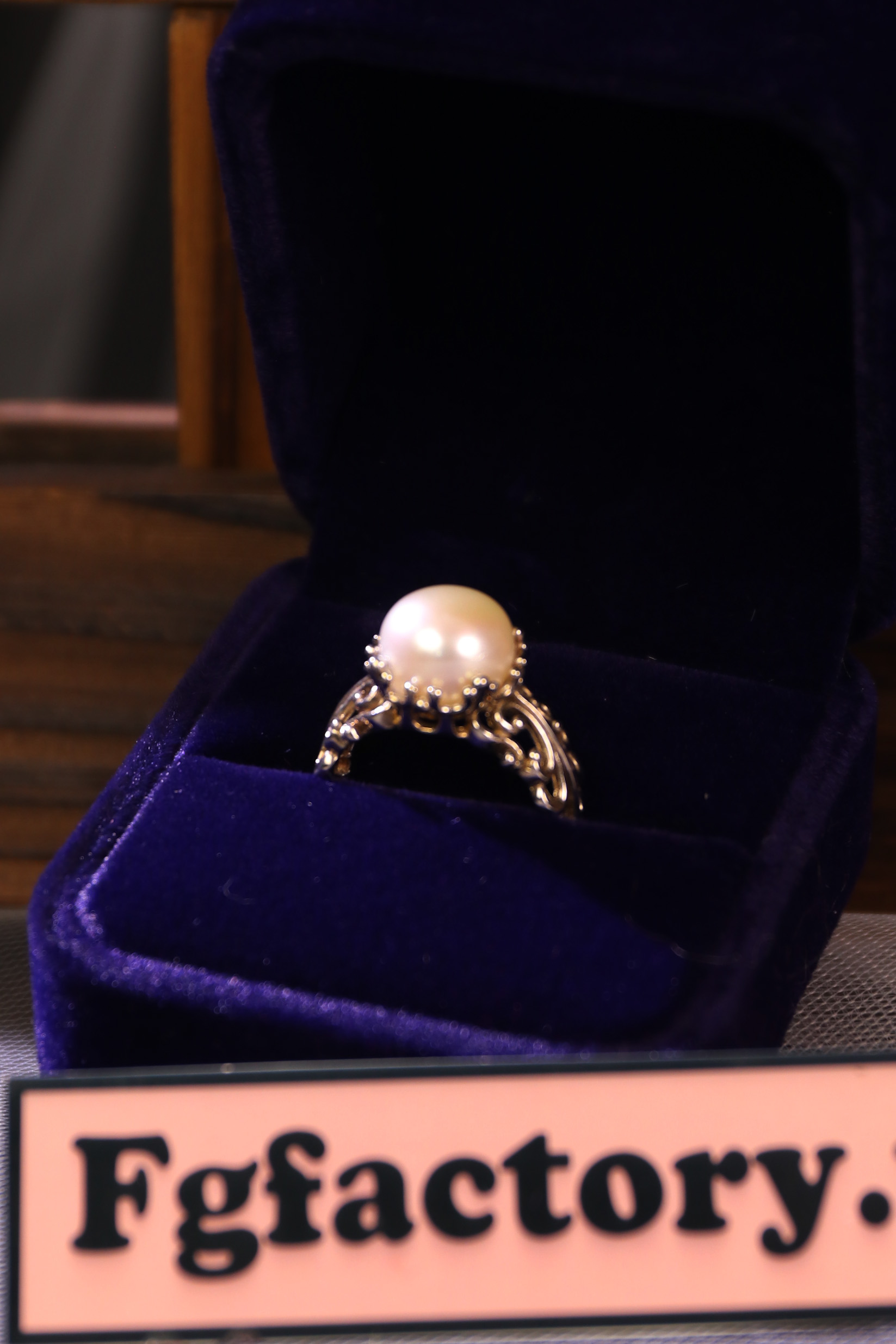 Elegant  white fresh water Pearl Ring