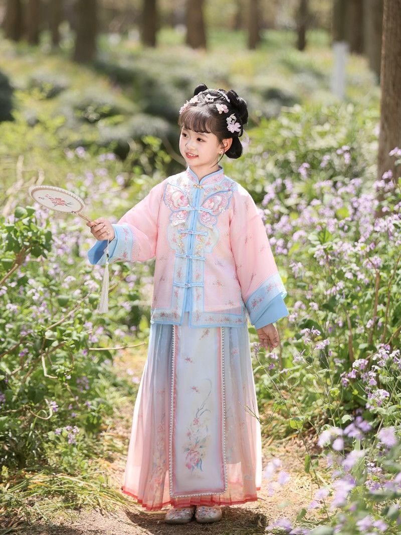 Traditional Chinese Dress