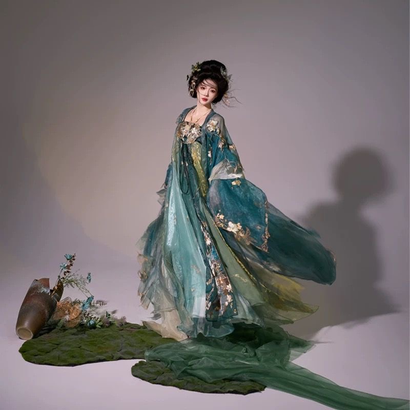 Elegant Traditional Dress