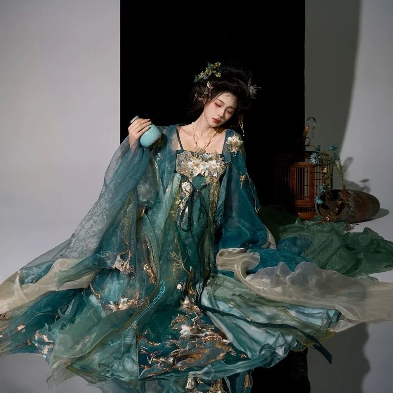 Elegant Traditional Dress