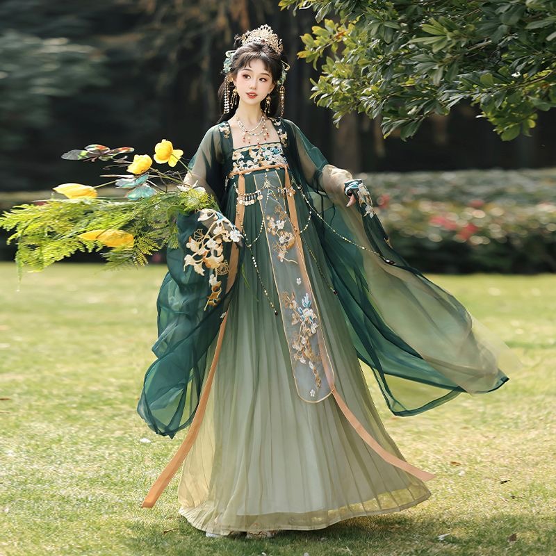 Traditional Hanfu Dress