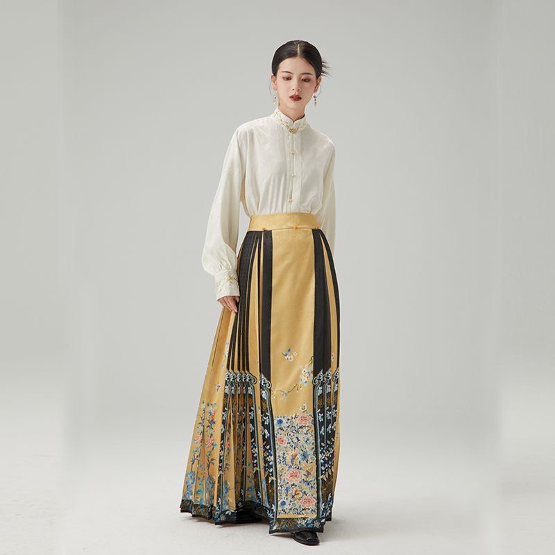 Traditional Embroidered Skirt horse-faced skirt