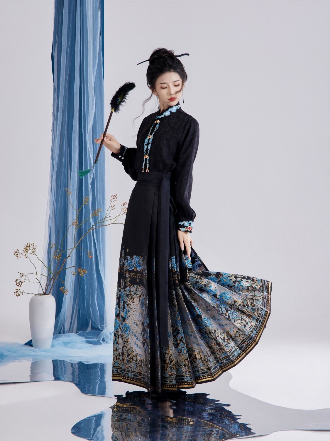 Traditional Hanfu Outfit horse-faced skirt