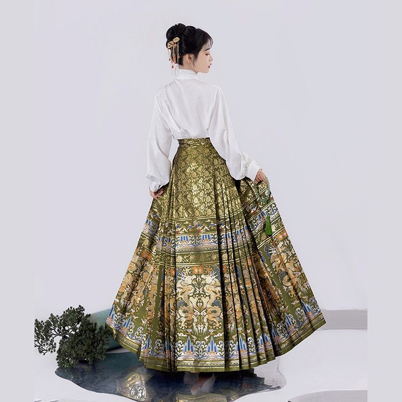 Traditional Floral Patterned Skirt