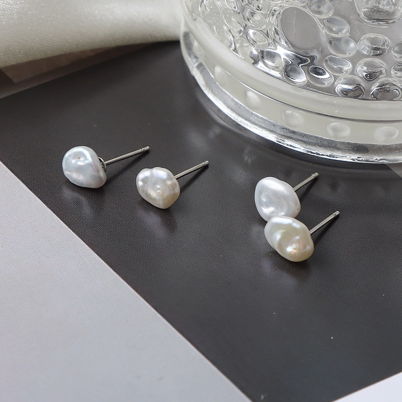 Elegant Pearl Stud Earrings