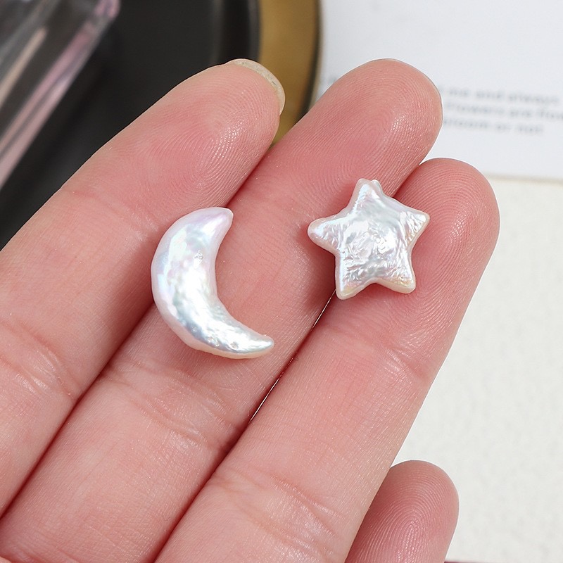 Star-shaped Pearl Earrings