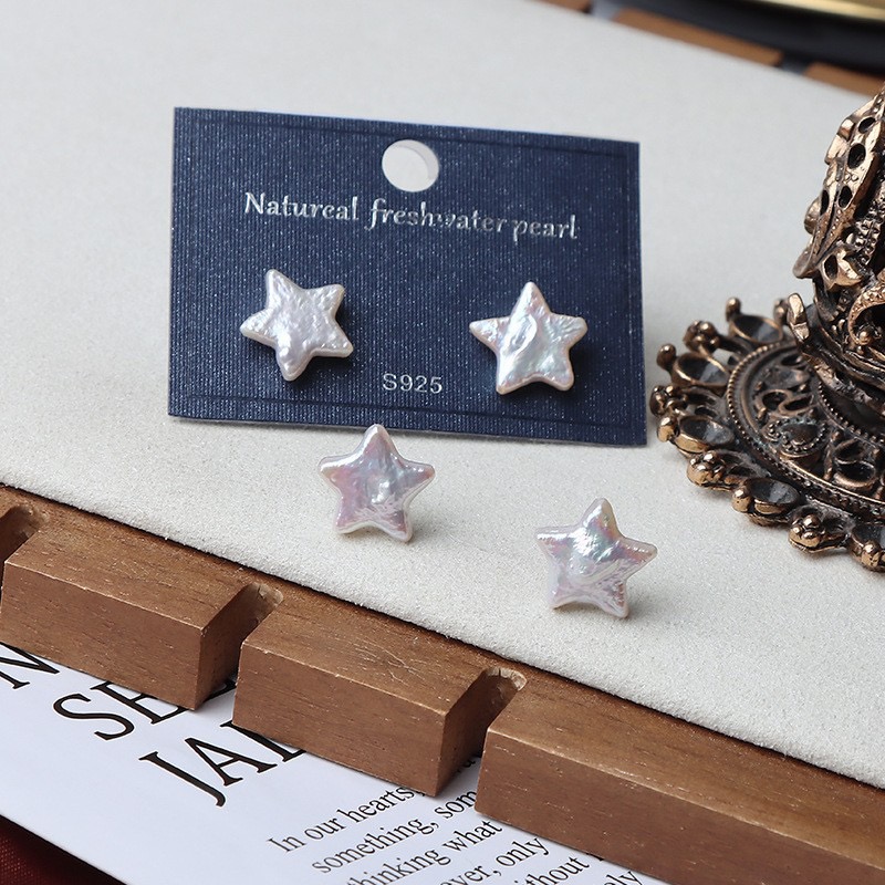 Star-shaped Pearl Earrings