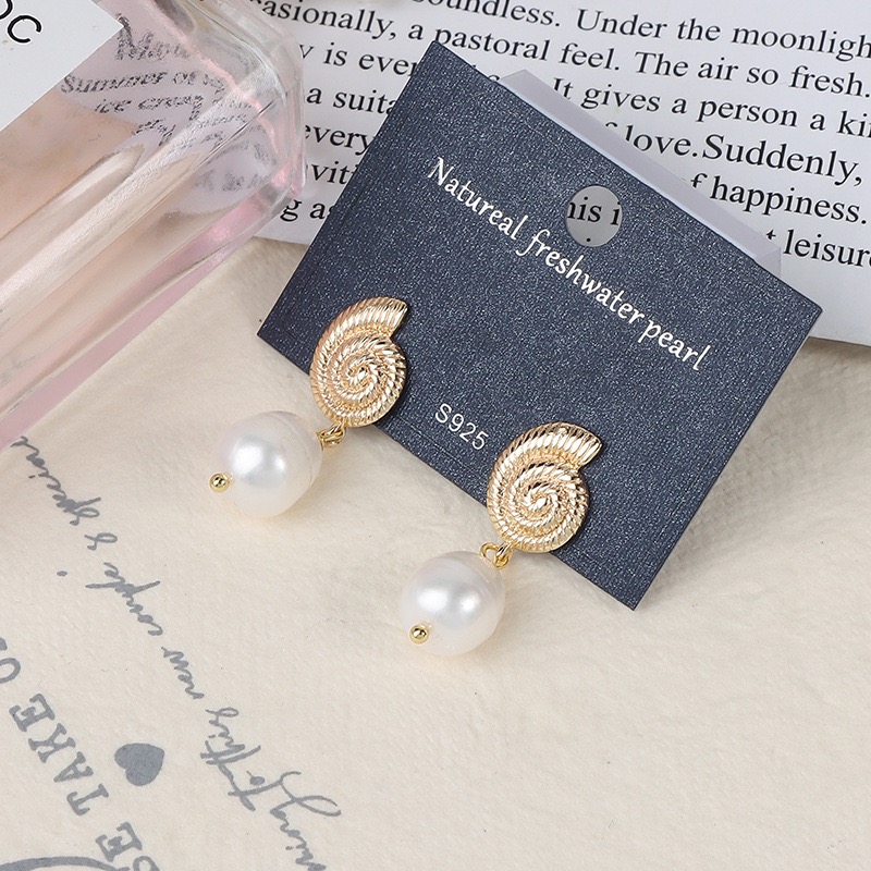 Elegant Pearl Earrings Collection