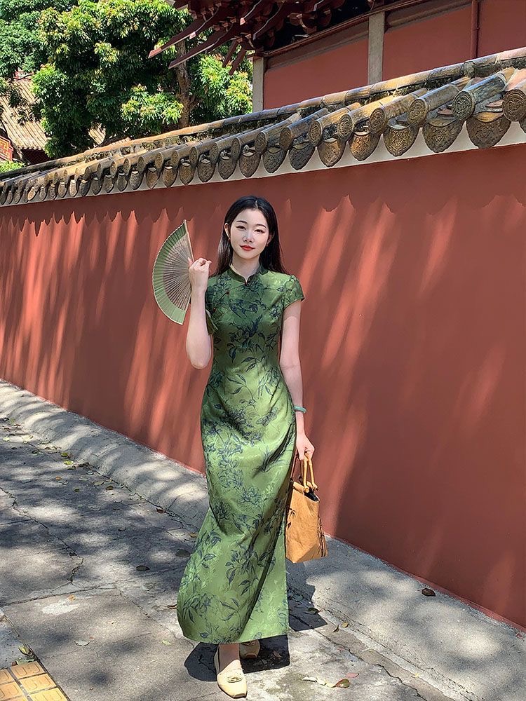 Elegant Green Cheongsam