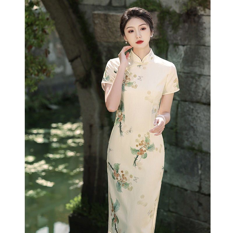 Traditional Chinese Cheongsam Dress