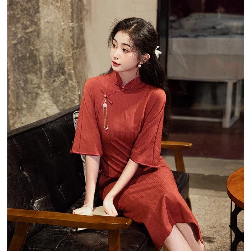 Elegant Red Cheongsam