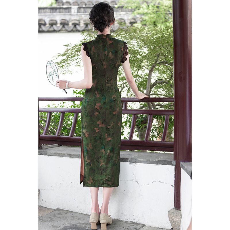 Elegant Green Cheongsam Dress