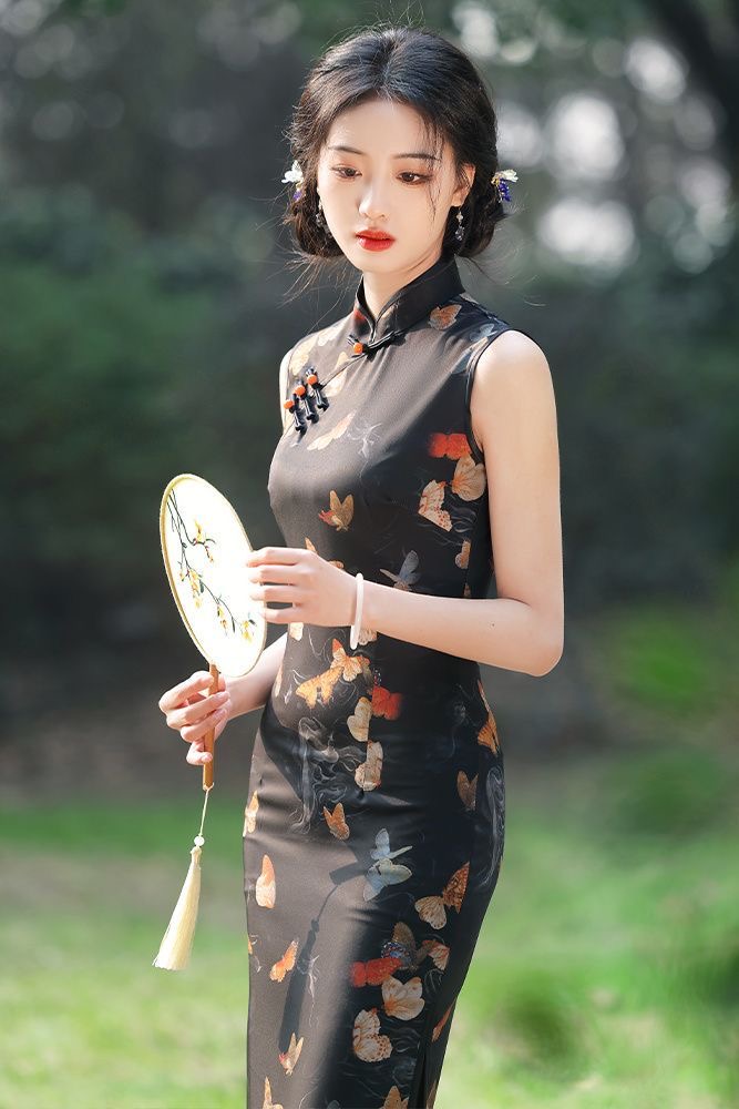 Traditional Chinese Dress