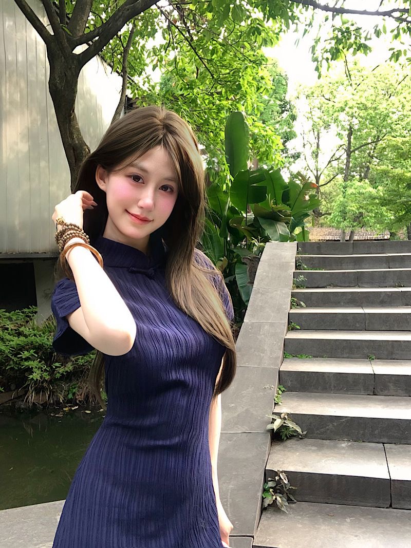 Elegant Long Cheongsam Dress