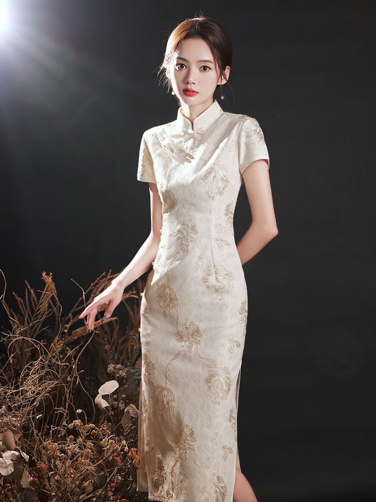 Elegant Traditional Dress