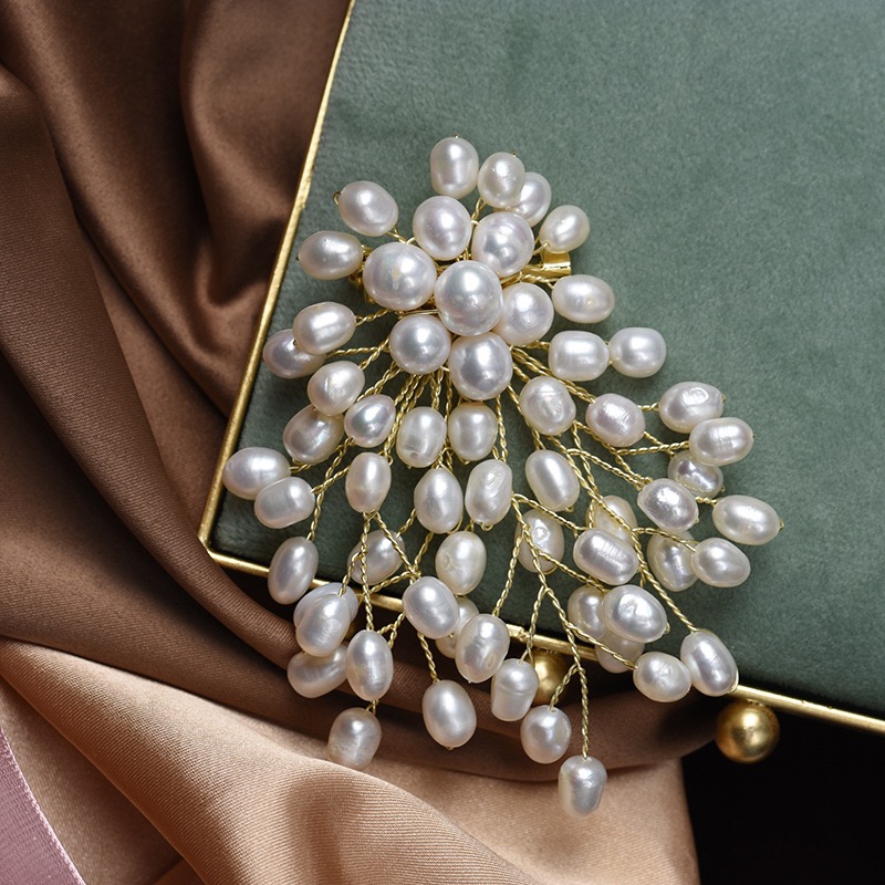 Elegant Pearl Brooch