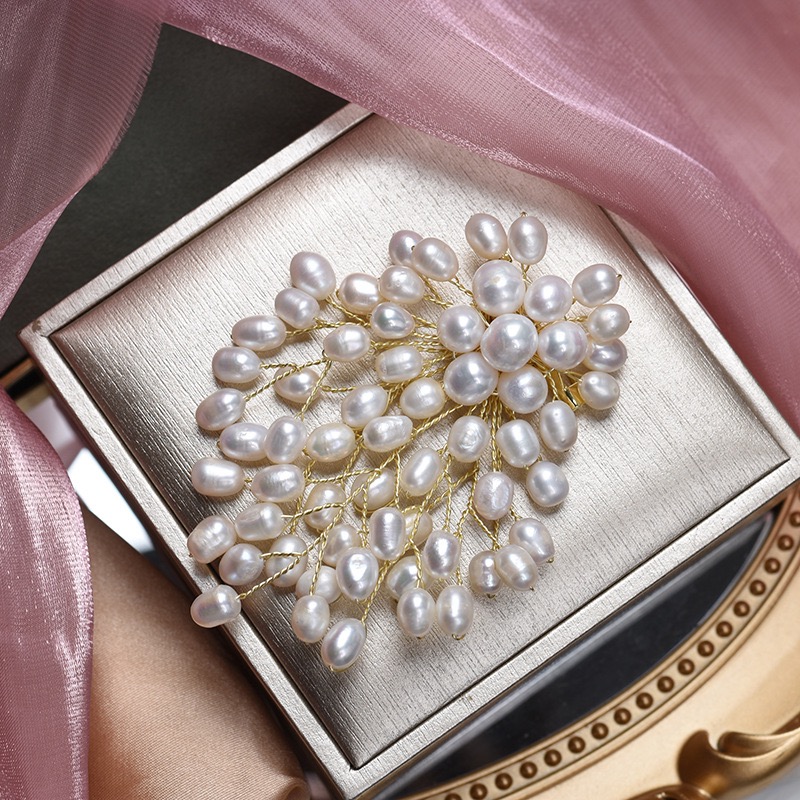 Elegant Pearl Brooch