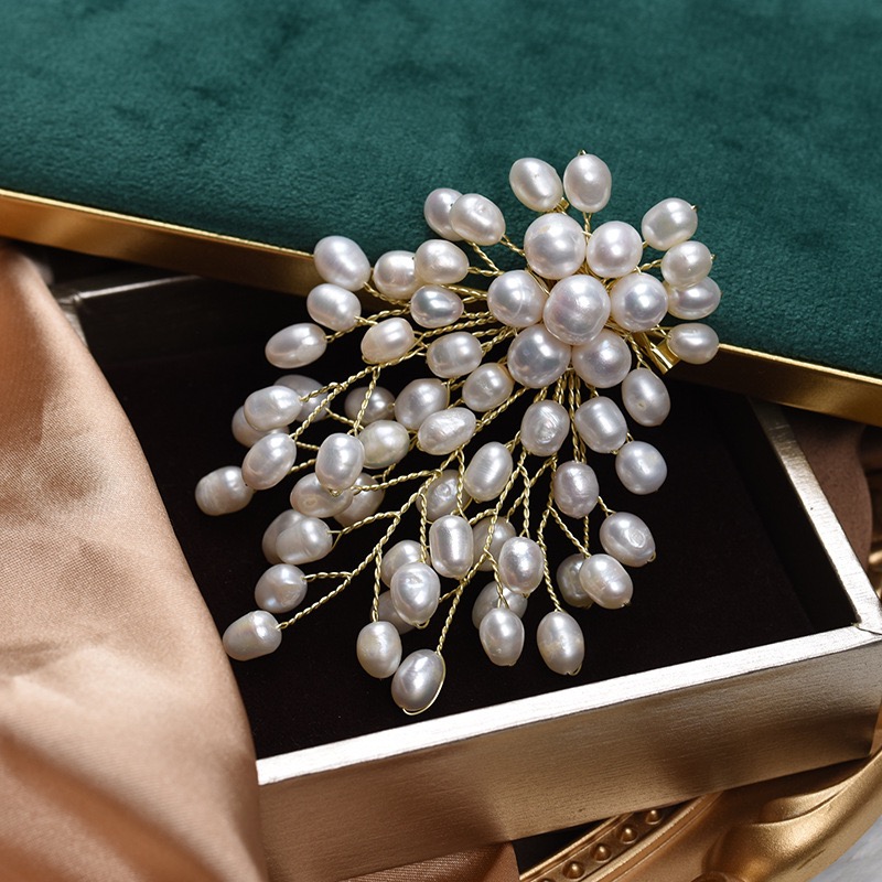Elegant Pearl Brooch