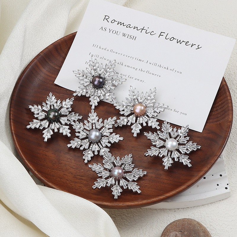 Snowflake Brooches with Pearls