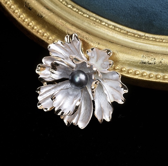 Silver Flower Brooch with Black Pearl