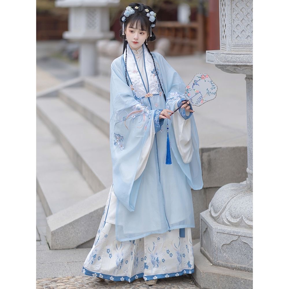 Traditional Hanfu Dress