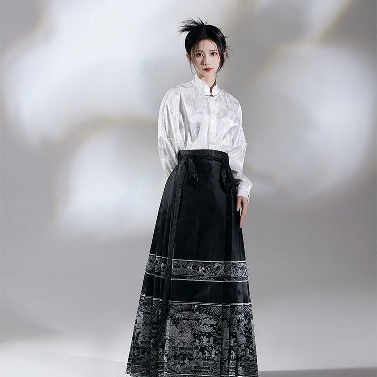 Traditional Hanfu Dress