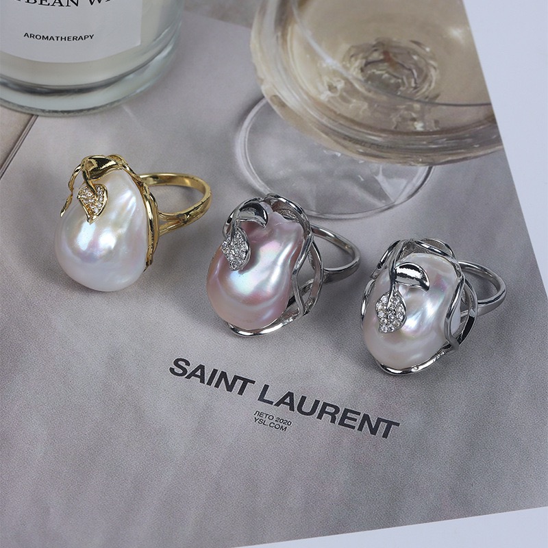Elegant Pearl Rings